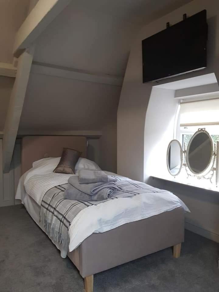 Hotel The Swan Topcliffe Esterno foto